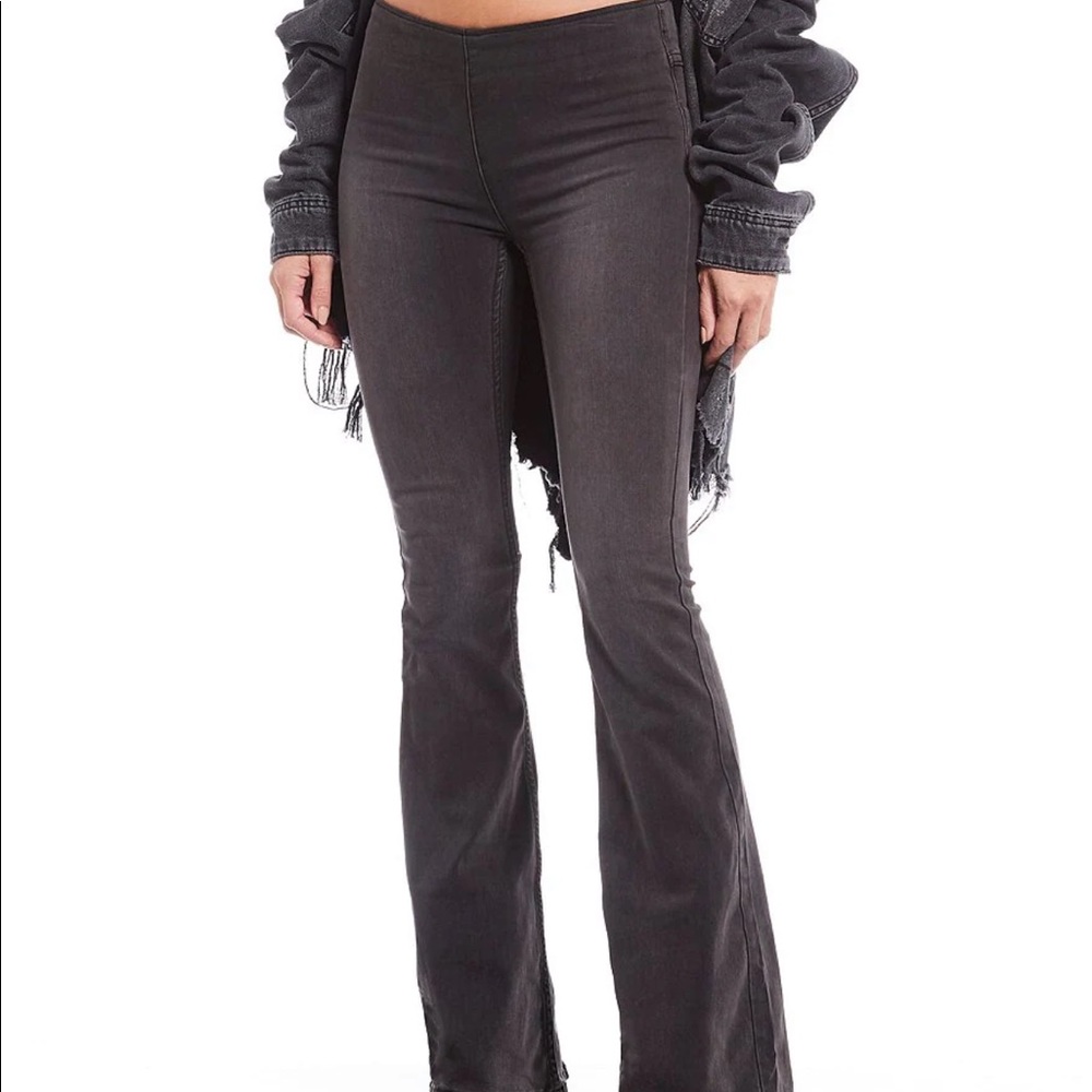 Free people black pull on jeans